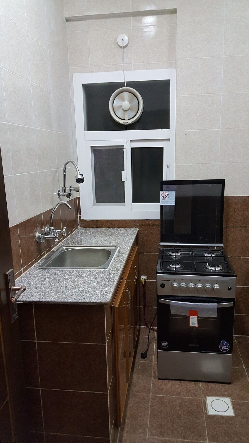 Appartement Golden Seasons Furnished 2 *
